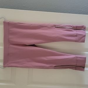 Demi Lovato X Fabletics leggings